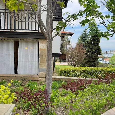 At The Seaside Lägenhet *