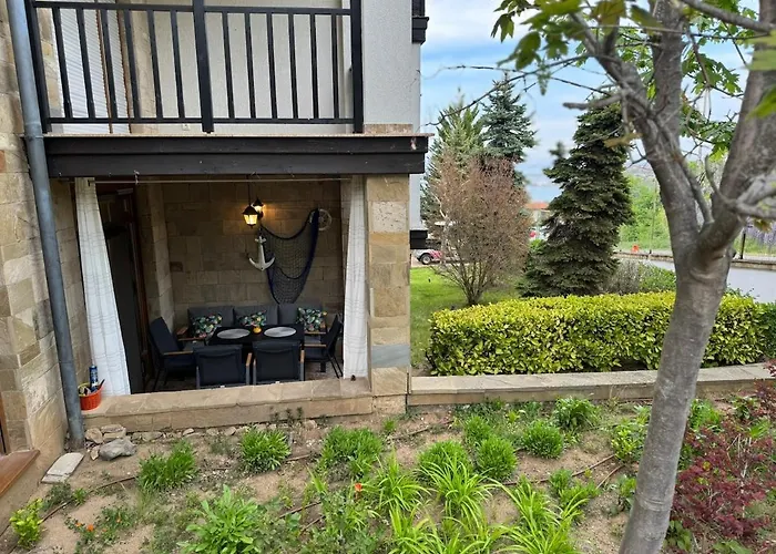 At The Seaside Apartment Sosopol